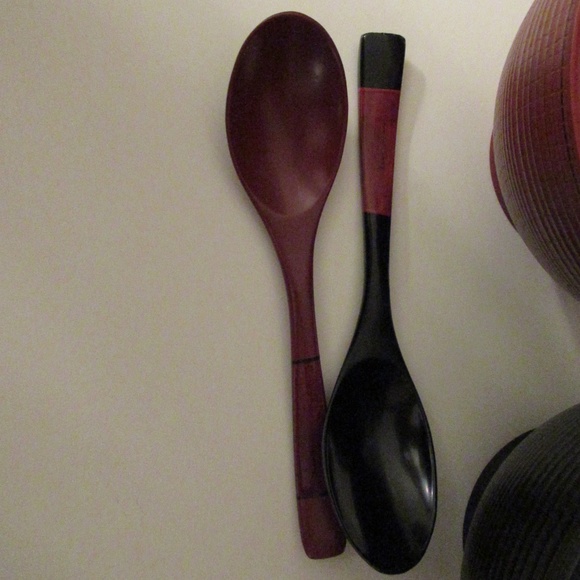 Japanese Lacquerware Ramen Bowls with spoons - Picture 6 of 12
